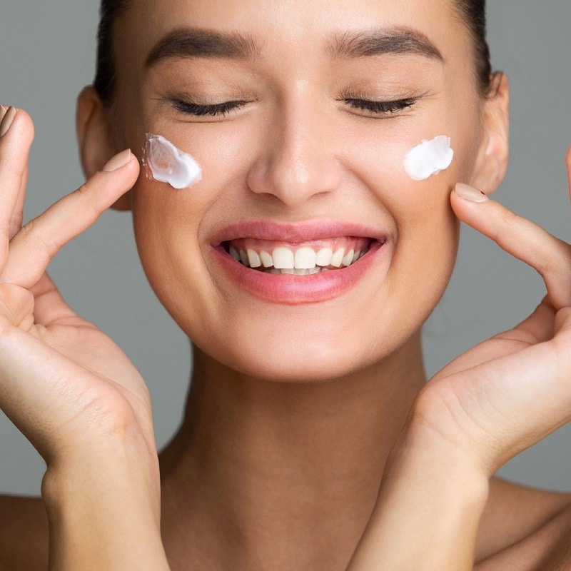 Retinol Before and After: Transform Your Skin with These Results