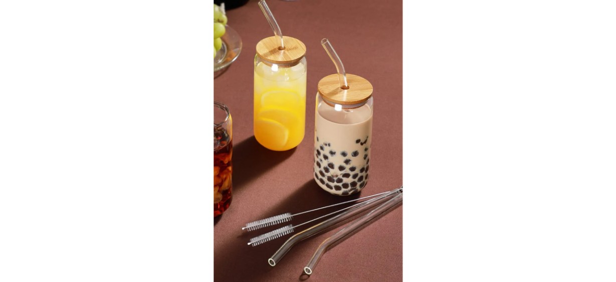 A Akraf Drinking Glasses with Bamboo Lids and Glass Straw A Akraf Drinking Glasses with Bamboo Lids and Glass Straw