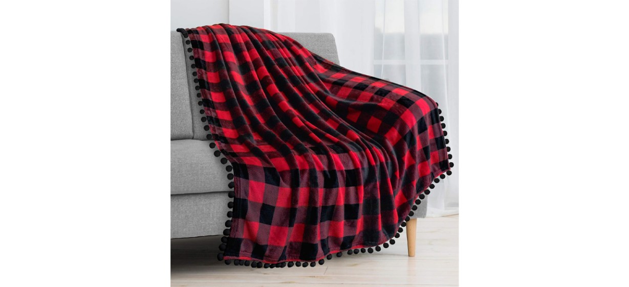 Best PAVILIA Black Red Buffalo Plaid Throw Blanket Best PAVILIA Black Red Buffalo Plaid Throw Blanket