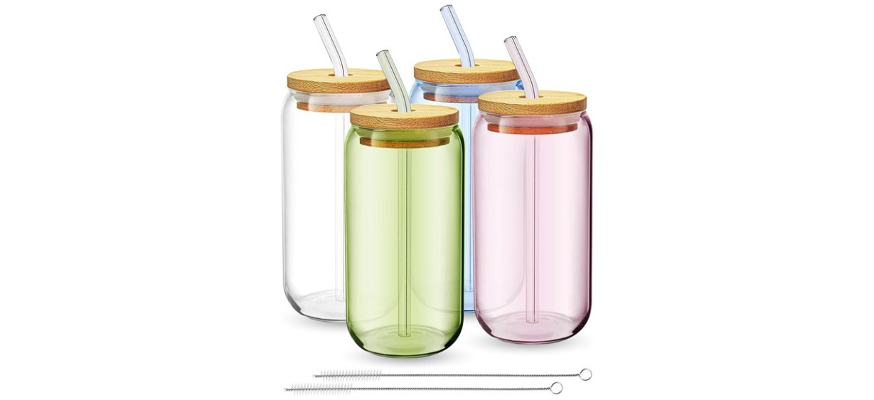 Fullstar Drinking Glasses with Bamboo Lids and Glass Straws on white background Fullstar Drinking Glasses with Bamboo Lids and Glass Straws on white background